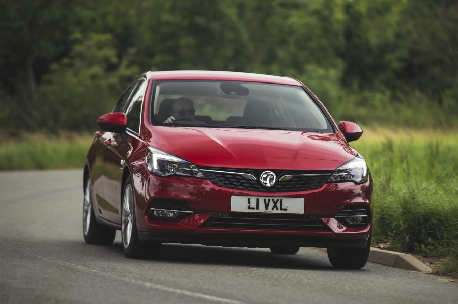  Vauxhall Astra 2019 года  (фото 3 из 40)